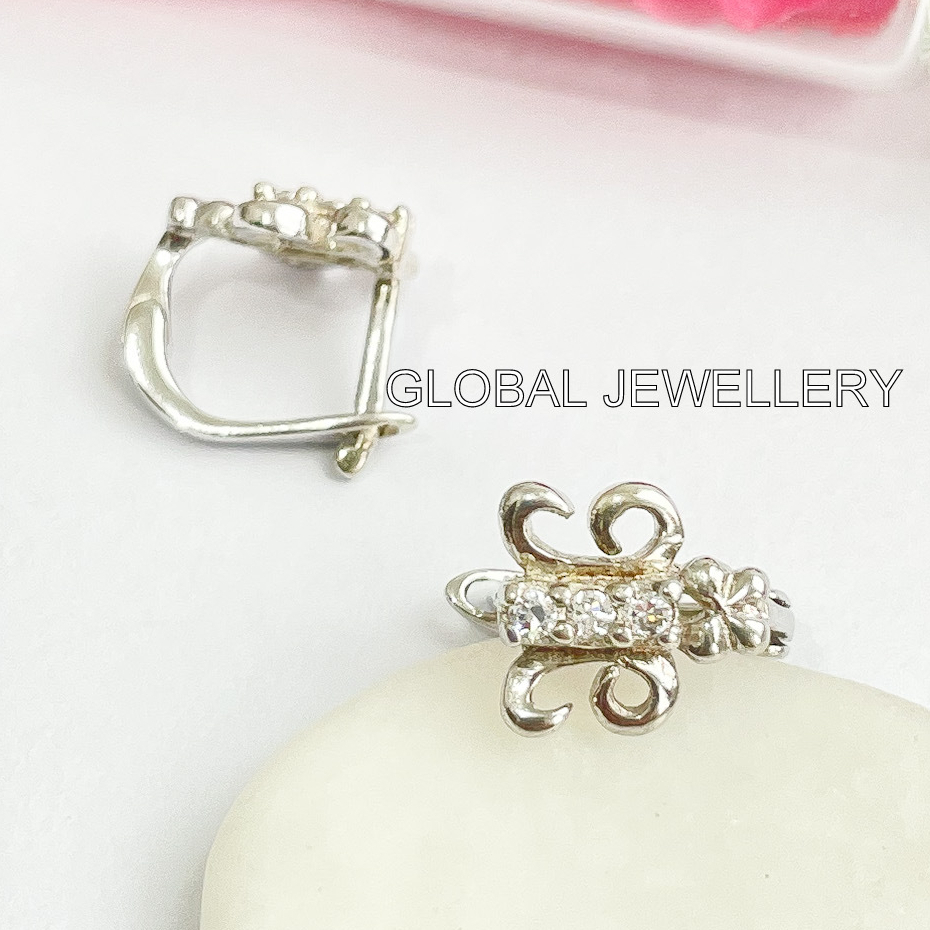 Anting jepit bulat variasi mata zircon cn070