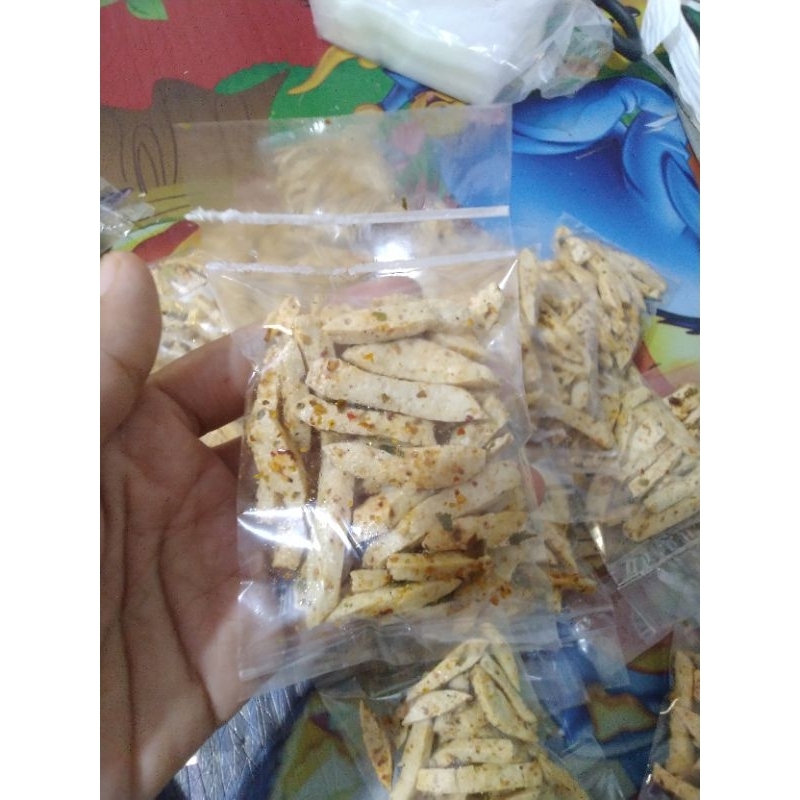 

basreng pedas daun jeruk kemasan ekonomis