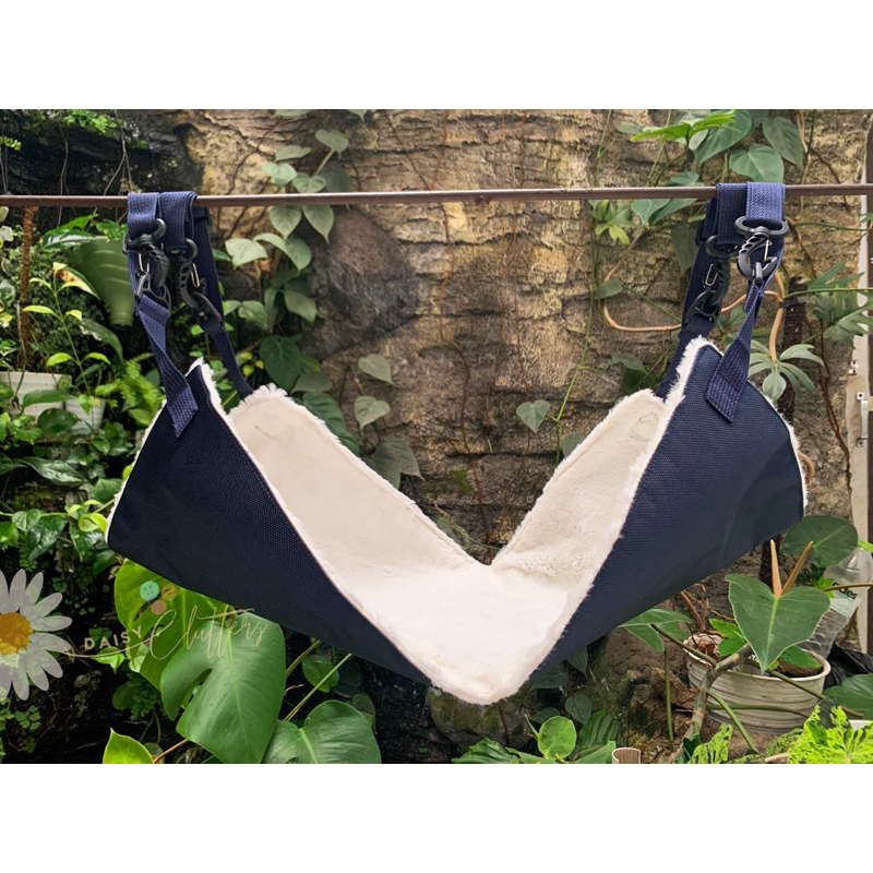 Daisyclutters Hammock / Ayunan Kucing Navy White Yuki Jumbo Murah Bahan Bulu Premium