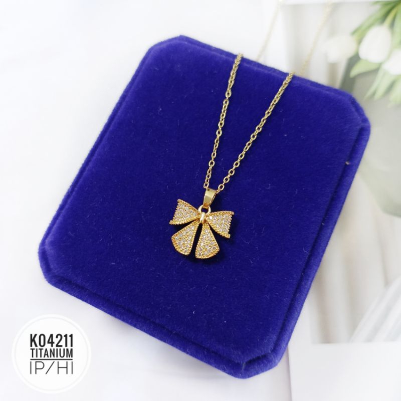 Kalung titanium pita gold K04211