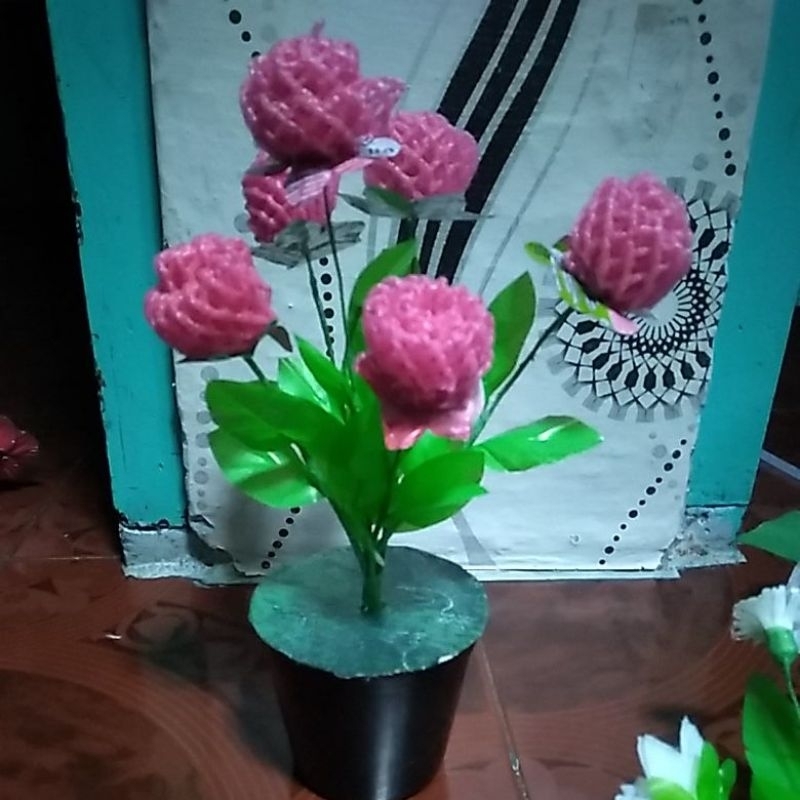 bunga dari bahan bungkus buah apel,pir