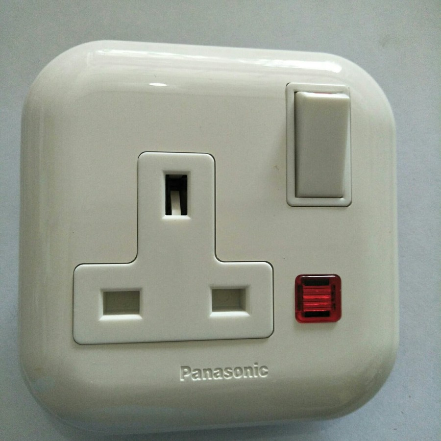 stop kontak AC panasonic