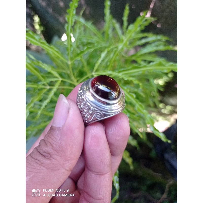 cincin red garnet black mamba