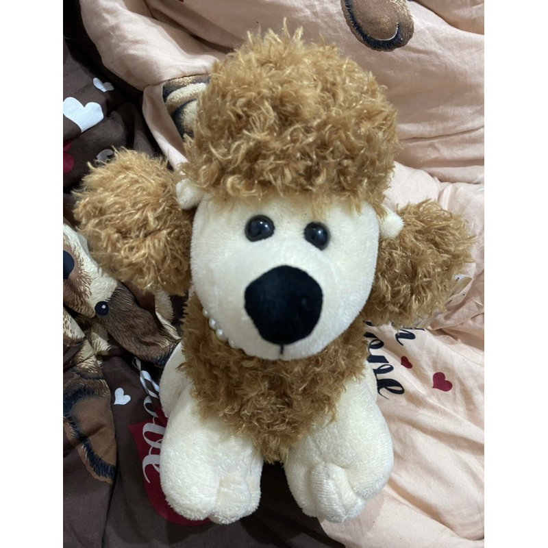 boneka anjing poodle