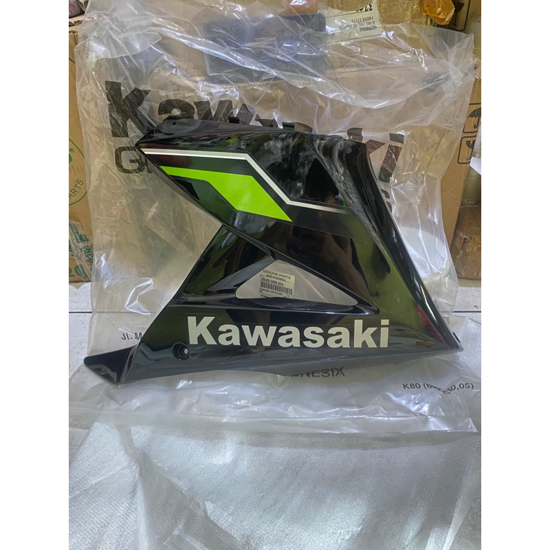 Kanan sayap fairing bawah ninja rr new hijau 2015