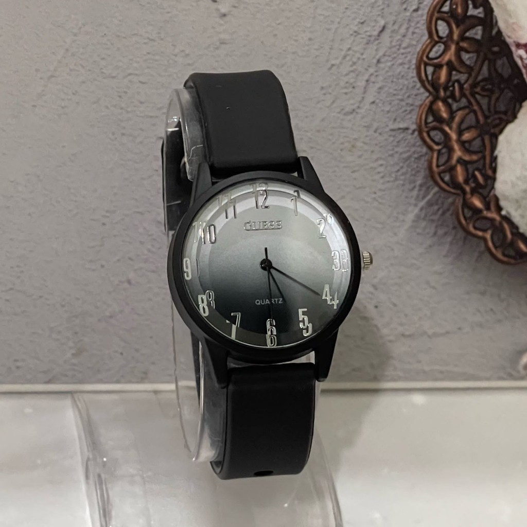Jam Tangan Wanita Bentuk Bulat Strap Rubber GS-44