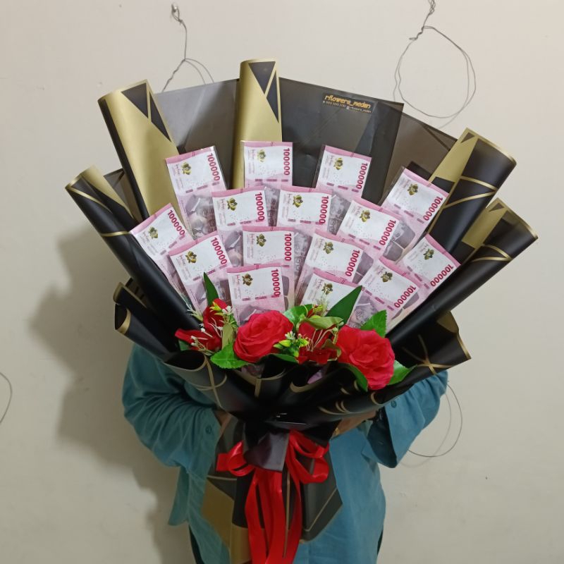 money bouquet 1,5jt gift kado ulang tahun wisuda wedding
