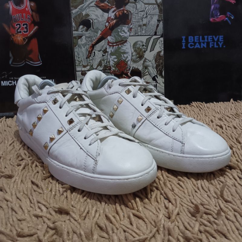 sepatu italy Valentino Garavani Rockstud untitled size 43 insole 27.5 - sepatu italy second