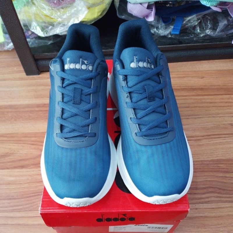 Sepatu Diadora Fruta (M)