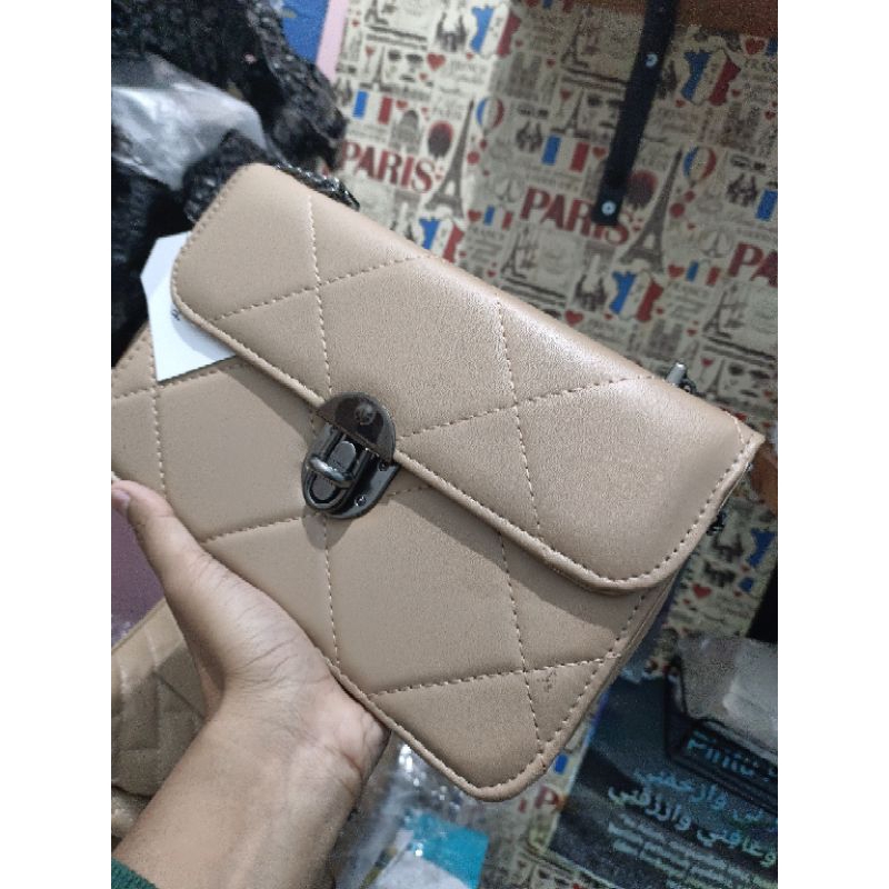 tas wanita warna cream