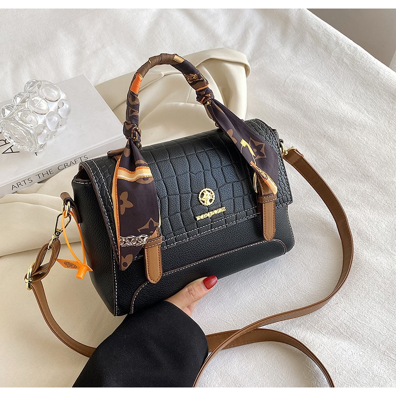 201946 Handbag Cewek Foxjazz Tas Kerja Selempang Wanita Import Sling Hand Bag Slempang Cewe Impor CR7904 BQ3581 EL4733