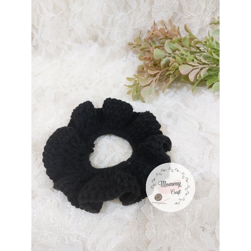 Scrunchie Ikat Rambut Rajut