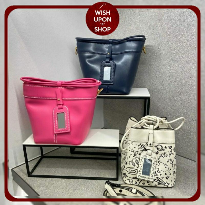 CK Cordele Bucket Xbody Bag 53TFm