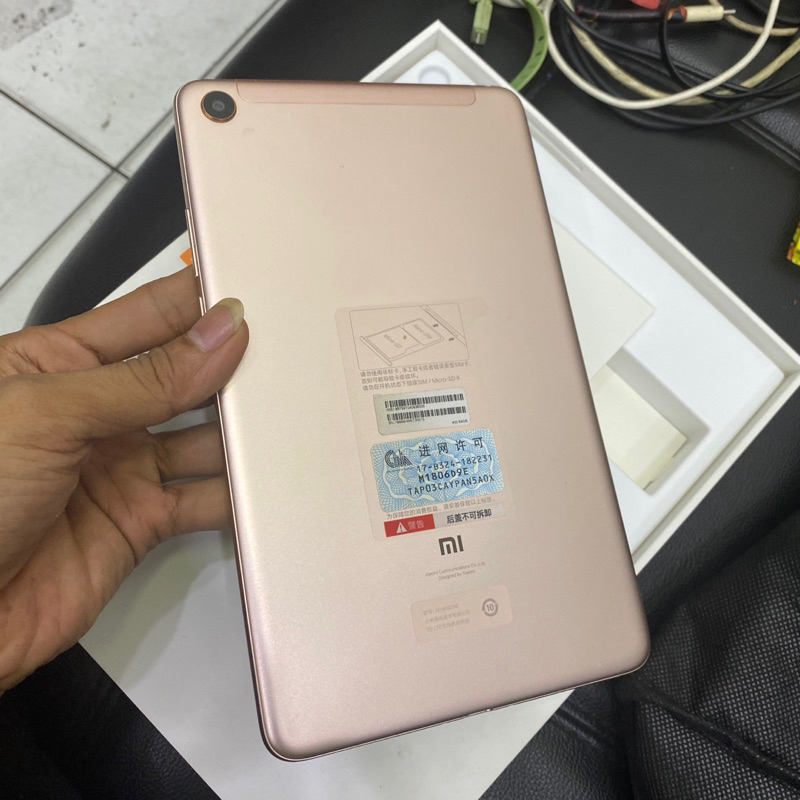 xiaomi mi pad 4/64gb wifi+cellular