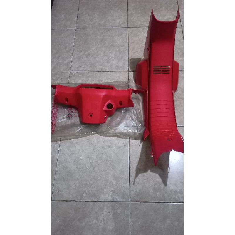 Batok dan Legshield Grand/legenda Ori warna merah