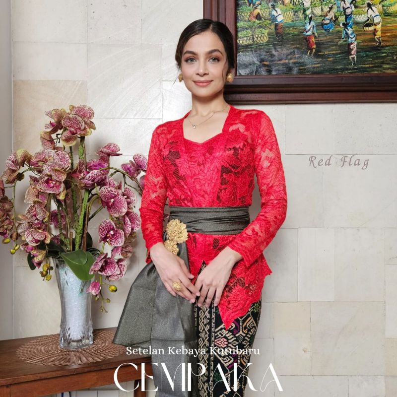 Set Kebaya Bali Semifrance Metalik Glosy Motif Cempaka | Seragam Nikah