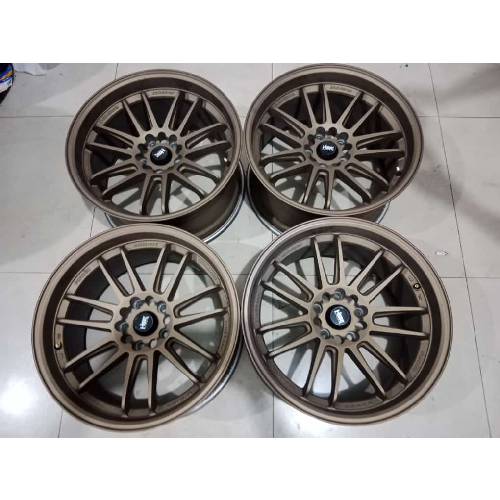 Velg Mobil Innova Reborn Venturer Ring 18 Velg Bekas Hsr Revo Ring 18 Lebar 9,5 Lobang Baut 5X114 Et