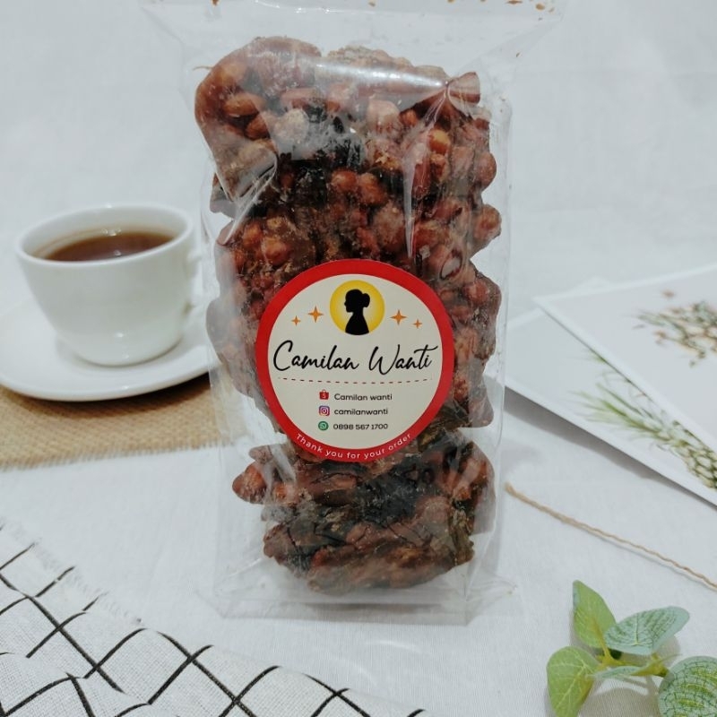 

AMPYANG KACANG / GULA KACANG (320 gram)