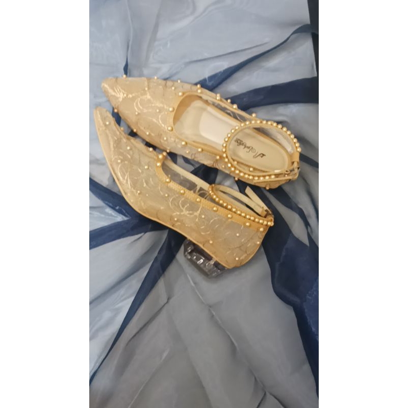 Sepatu wedding mutiara hak kaca 3 cm Gold