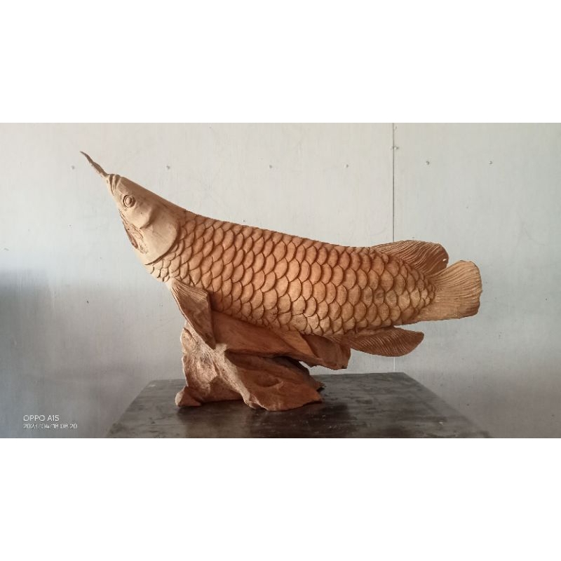 Ikan Arwana / Patung ikan Arwana / Hiasan meja ikan arwana