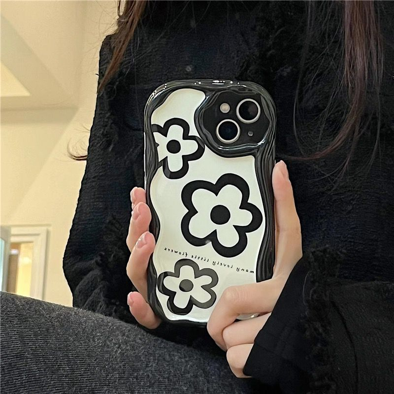 [TPC] BLACK FLOWER Casing Case Korean Cute Phone Case IPHONE 7 8 PLUS X XS MAX XR 11 12 13 14 PLUS PRO MAX - IP083