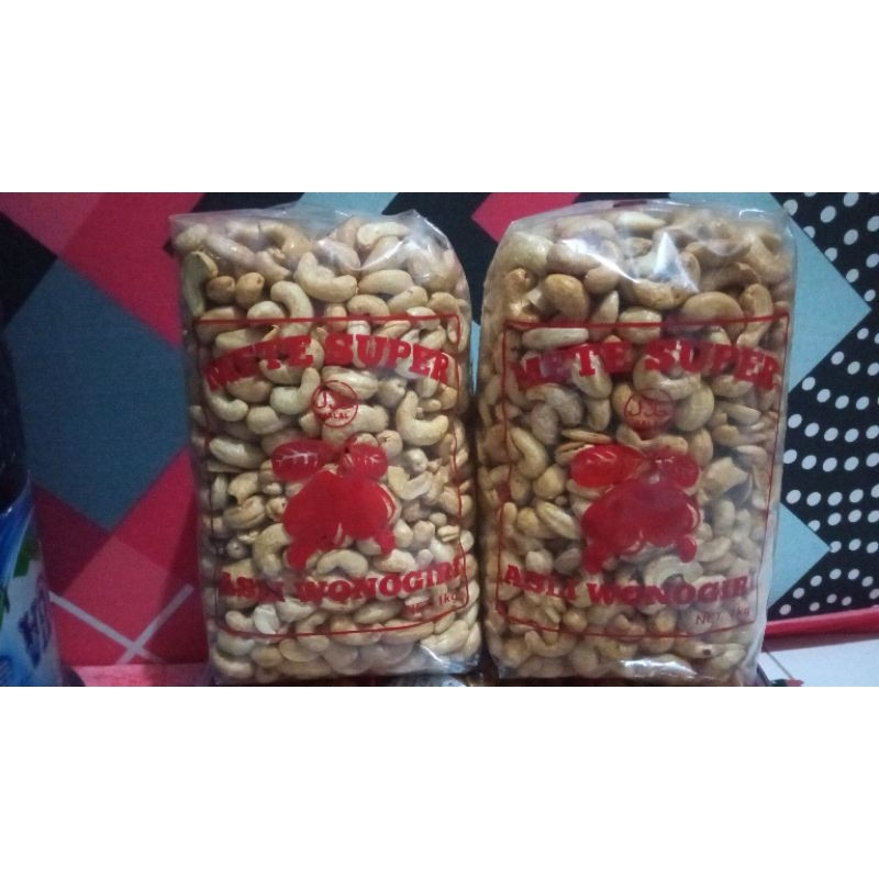 

kacang mede wonigiri matang ukuran 500g