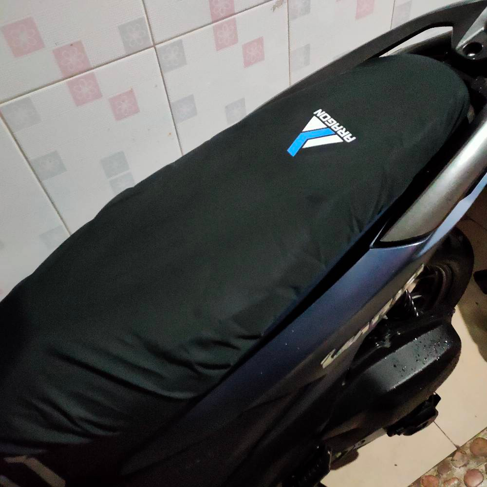 Cover Jok Motor Premium Vario Mio Beat Scoopy Fazzi Nmax Pcx Aerox Adv Vespa / Cover Jok Motor waterproof dan anti cakaran kucing