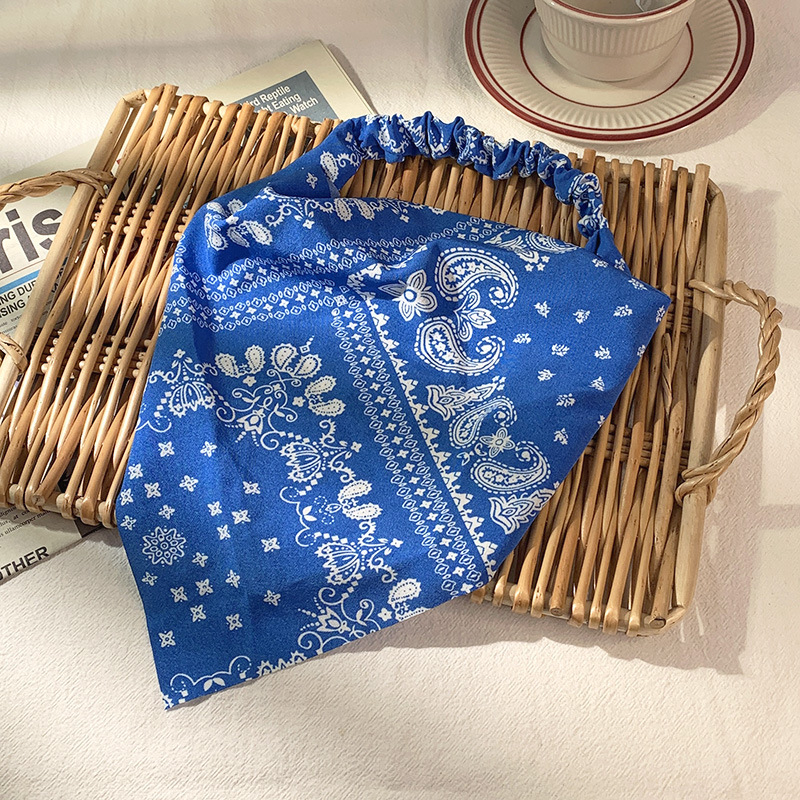 Eropa dan Amerika Bandana Baru Bertepi Lebar Elastis Sorban Tutup Kepala Bunga Square Syal Dicetak Rambut Band Baotou Segitiga Syal Ikat Kepala Wanita fashion scarf salyer hip hop headband