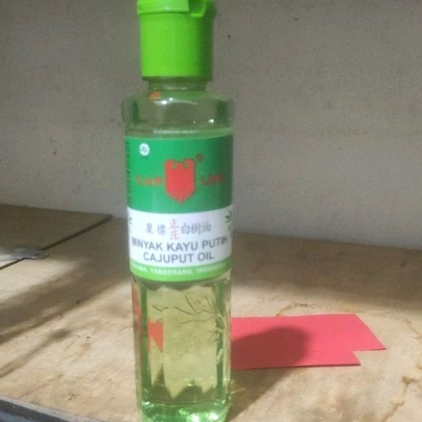Minyak kayu putih 210ml
