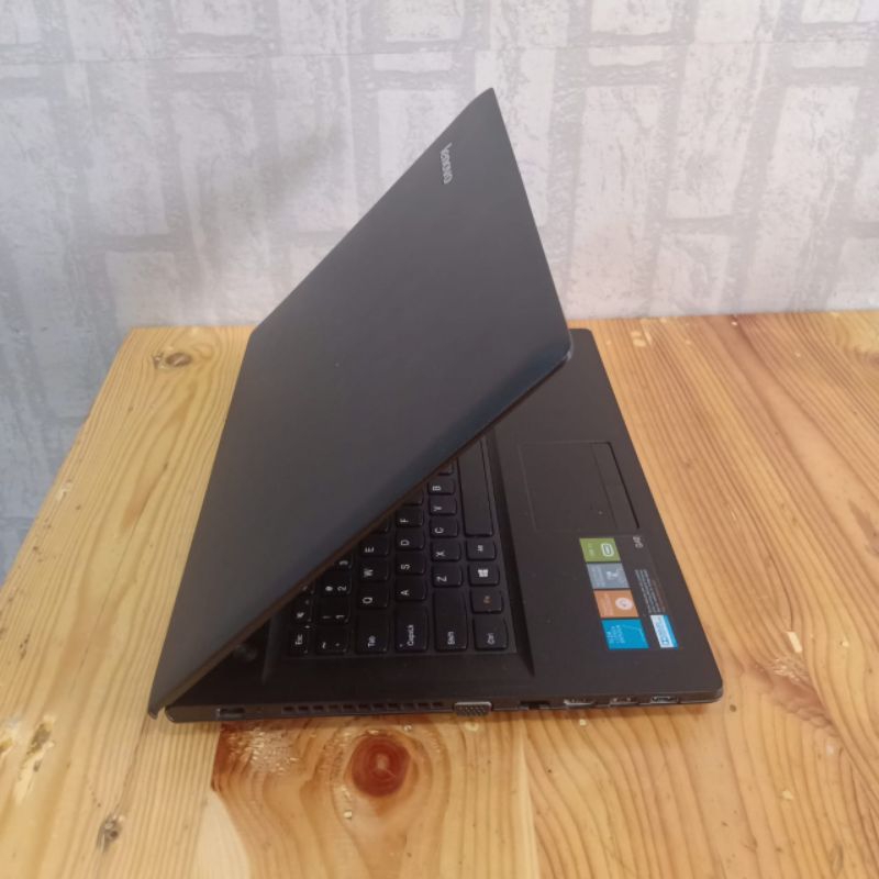 Laptop Lenovo G40-70 Cor i3-4030 Ram 4GB/HDD 500GB Dualvga Amd Radeon R5 M230 2GB Windows 10