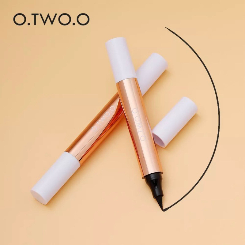 O.TWO.O 2 In 1 Liquid Eyeliner Stamp Waterproof Long-lasting Eye Liner Pencil Makeup