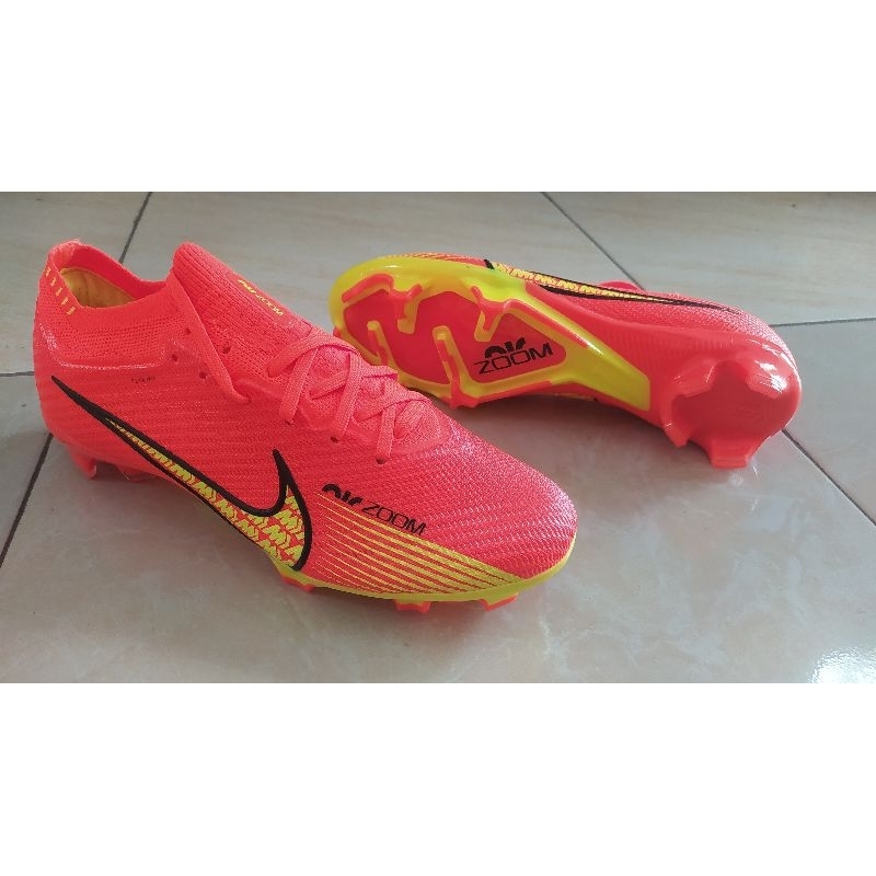 sepatu bola nike mercurial air zoom oren