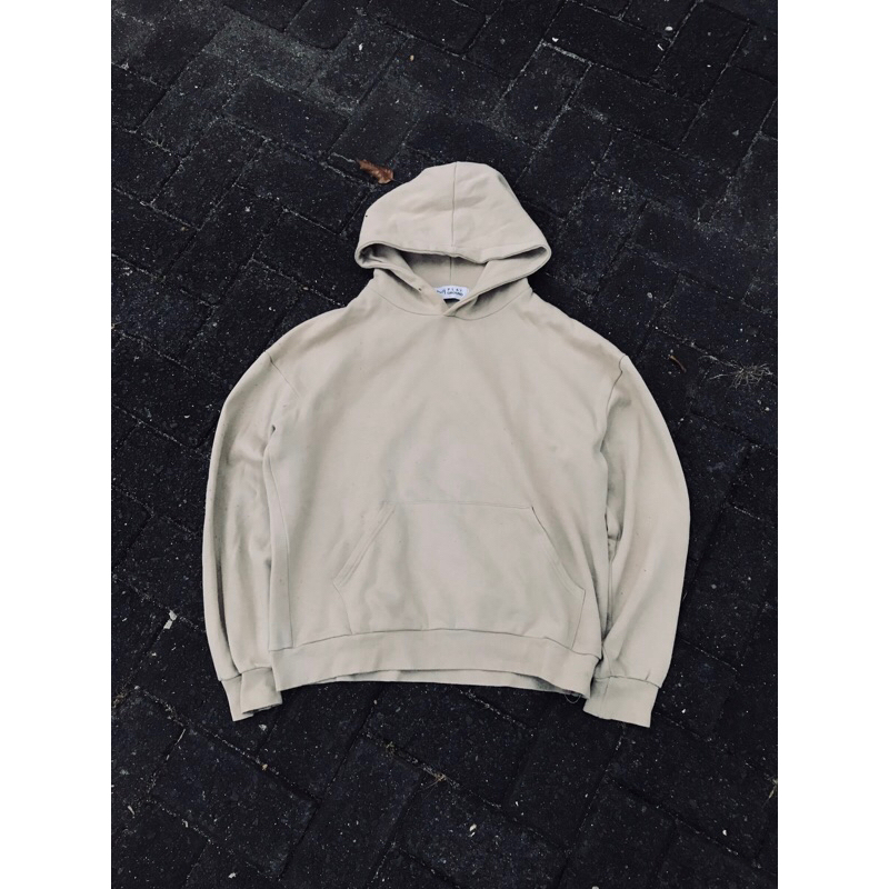 hoodie BY Play Ground