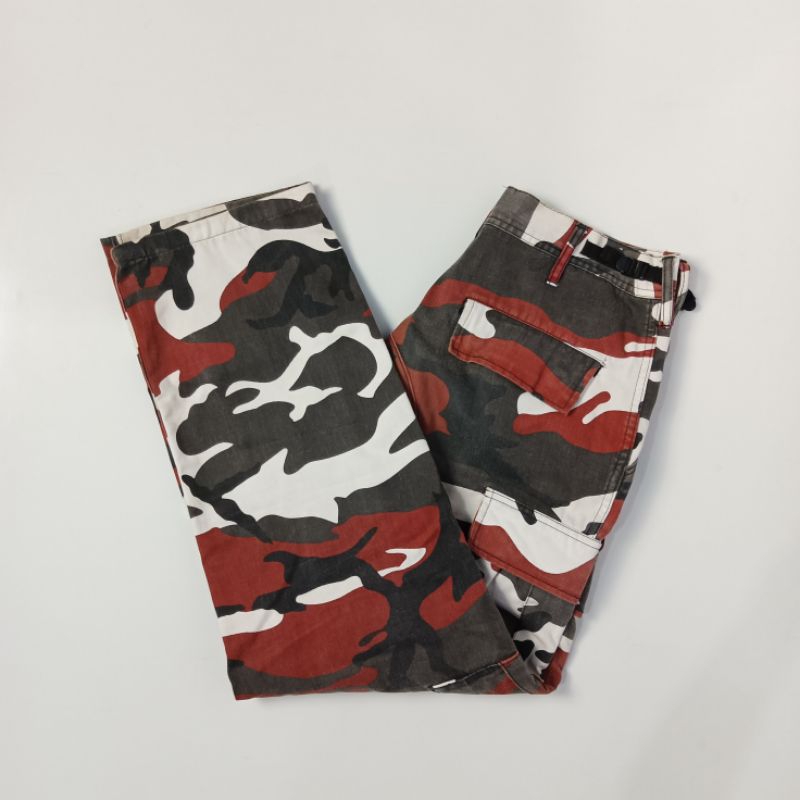 Cargo Pants Camo Red Second