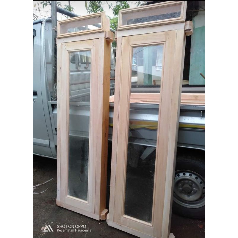 Kusen Jendela Kayu Meranti oven