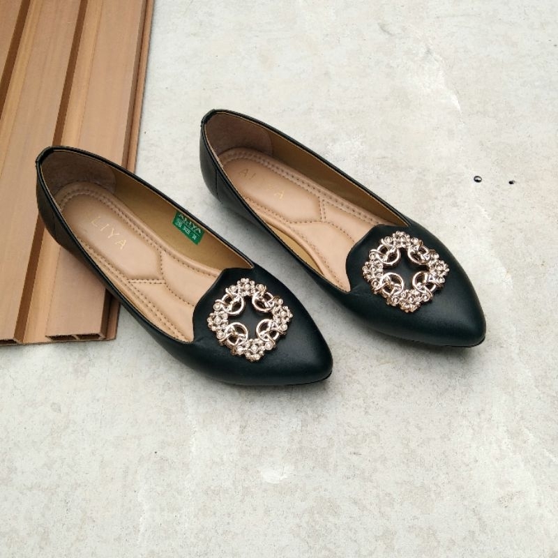 Aliyashoes Sepatu Flat Wanita Bianca