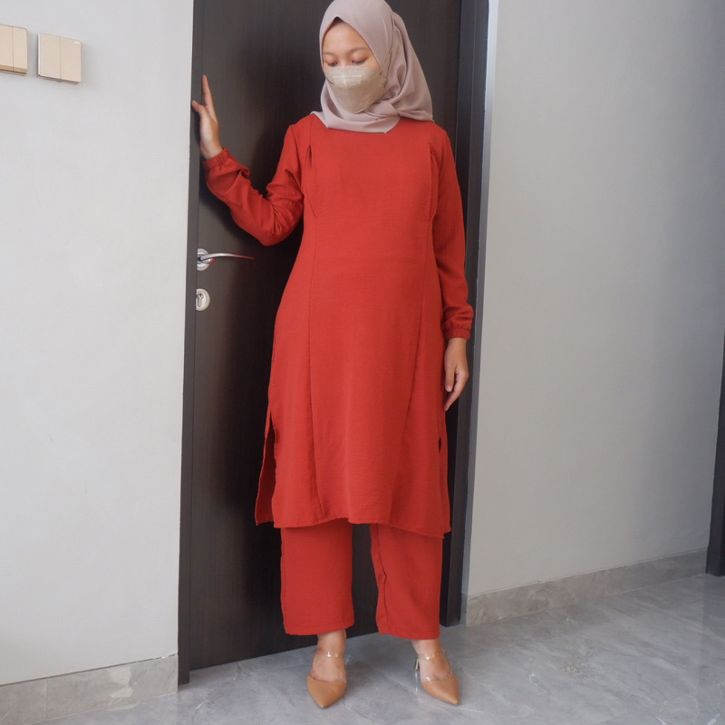 Baju Setelan Menyusui Bukaan Samping Kanan Kiri Bahan Airflow Crinkle BUSUI Adira One Set