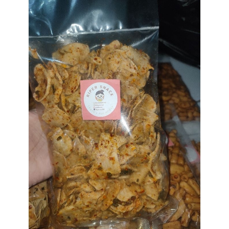 

basreng daun jeruk pedas gurih mantap 1/2kg