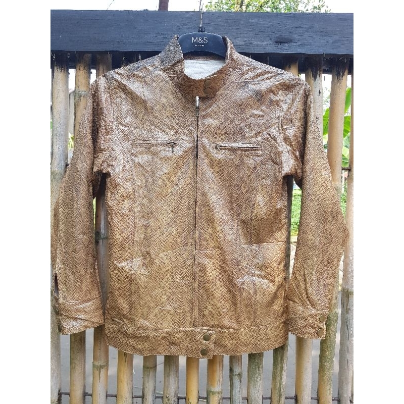 JAKET KULIT SINTETIS GARADE A MOTIF SISIK ULAR