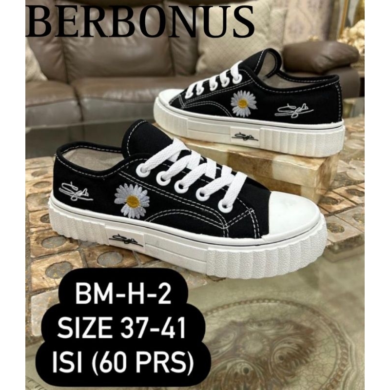 Sepatu SNEAKERS Sol Karet Lentur Bahan Kanvas Wanita Fashion 07