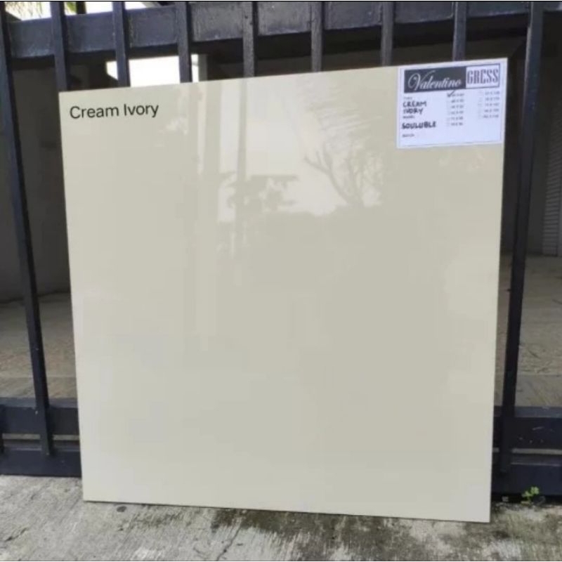 Granit 60x60 Valentino Gress Cream Ivory Glazed Polished