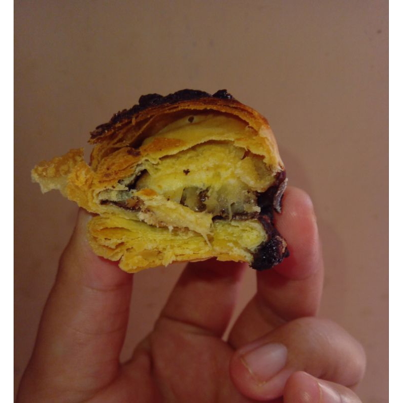 

BOLEN PISANG COKLAT KEJU KHAS PELALAWAN