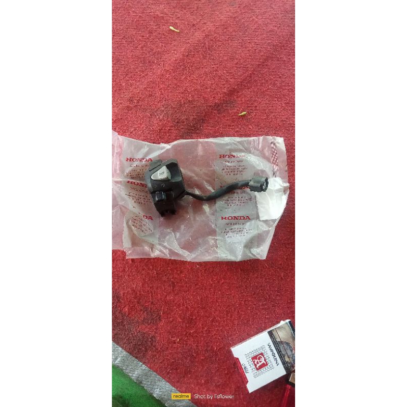 saklar holder kiri Vario 125 150 LED new original