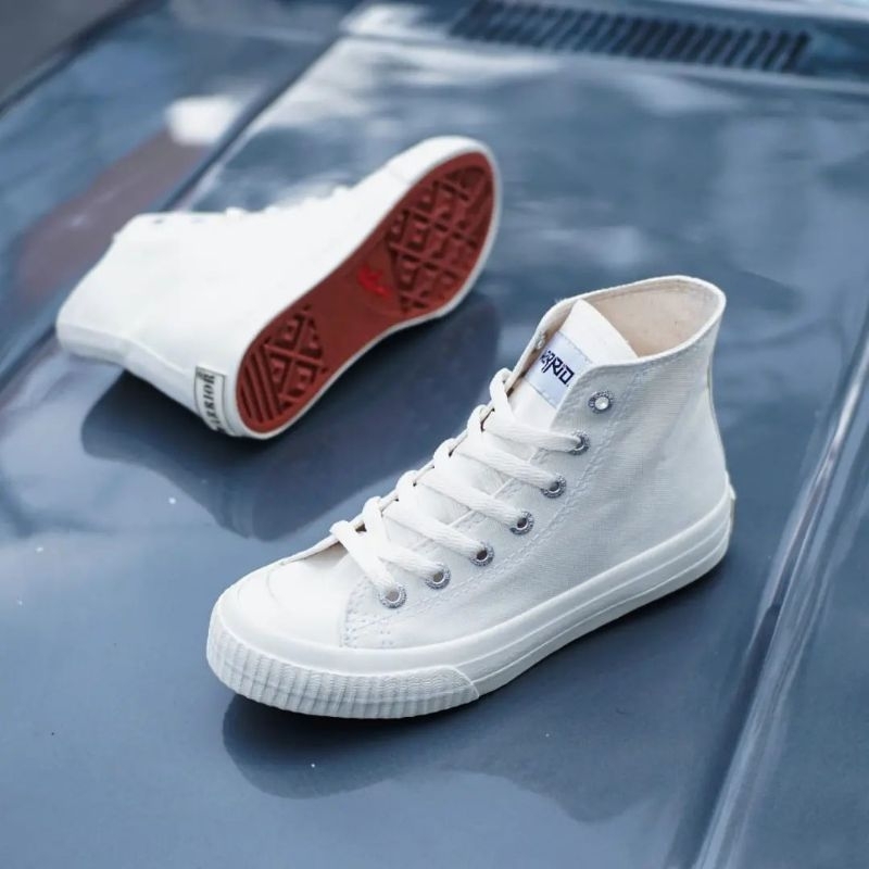 SEPATU WARRIOR VENUS HIGH ALL WHITE