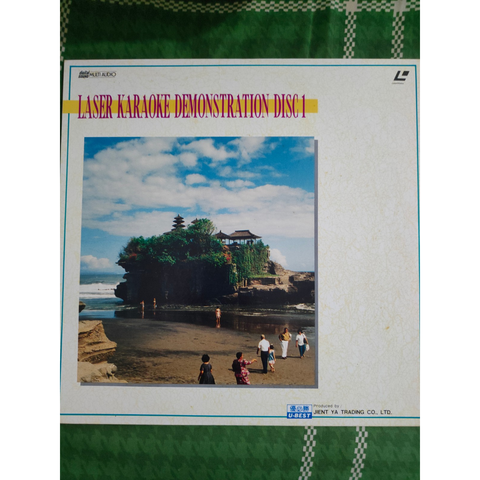 LASER KARAOKE DEMONSTRATION DISC EMGLISH INDONESIAN KARAOKE LASER DISC