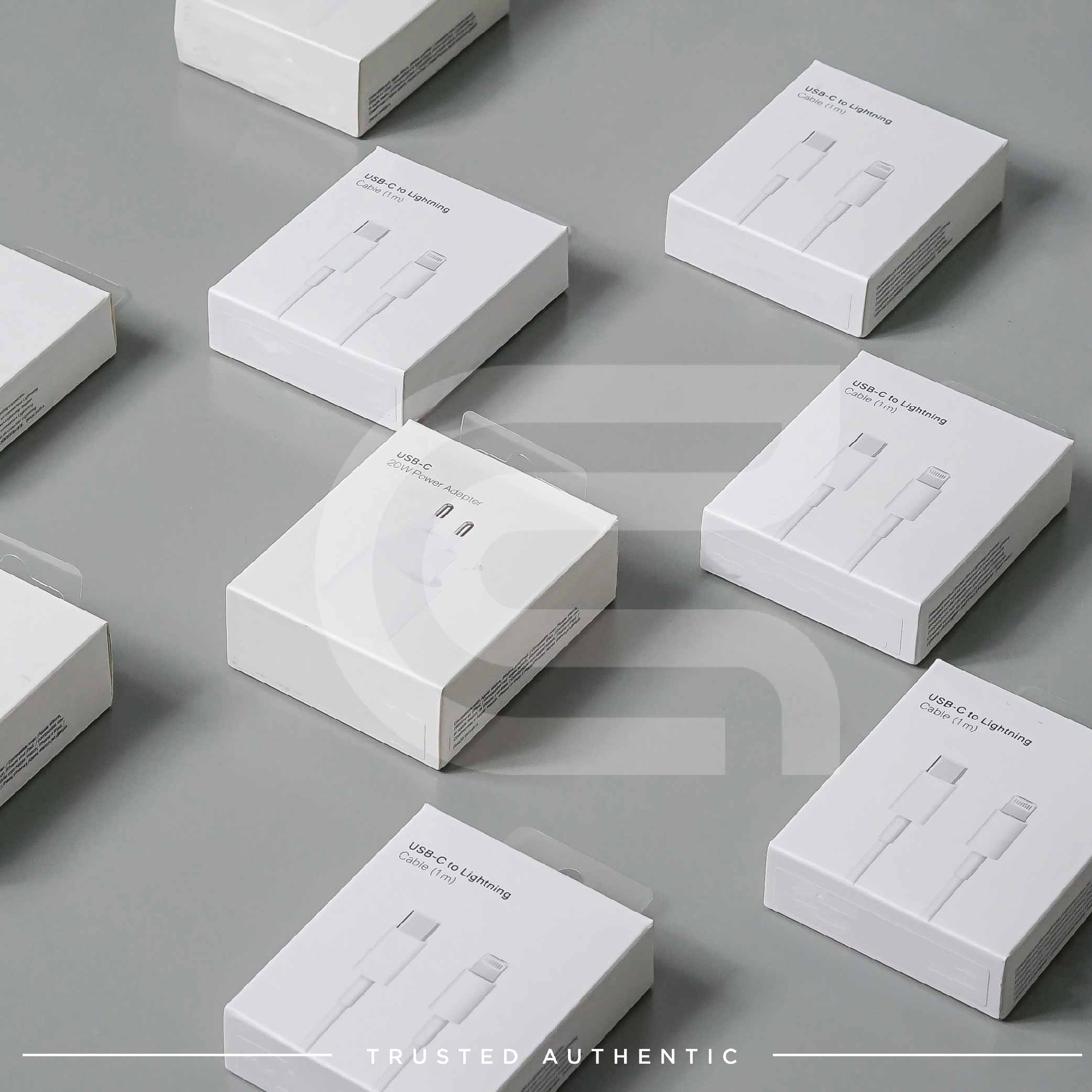 Charger Fast Charging - USB C To Lightning 1 Meter &amp; USB-C Power Adapter 20 Watt