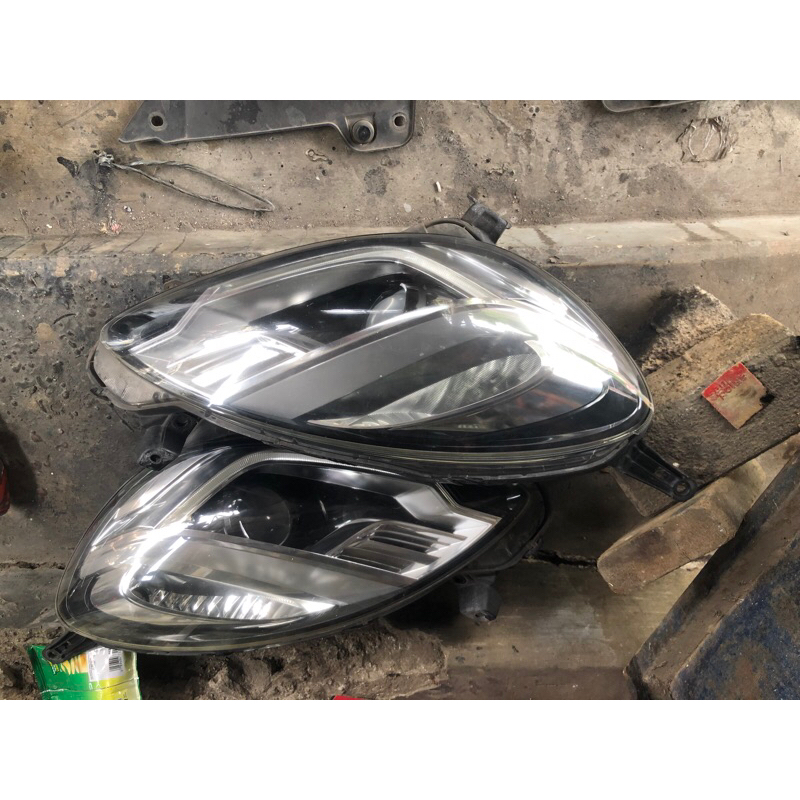 lampu depan brio mobilio RS /