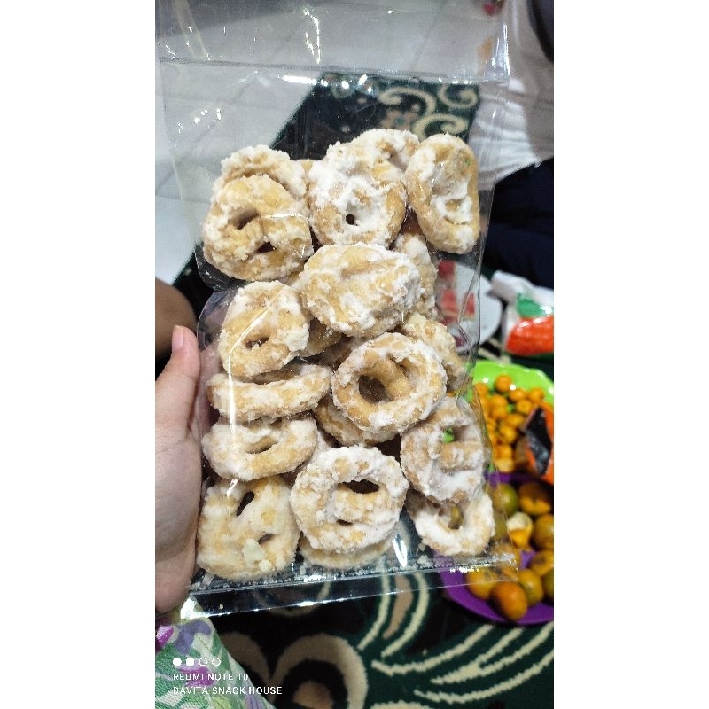 

DONAT KETAN MANIS 250gr