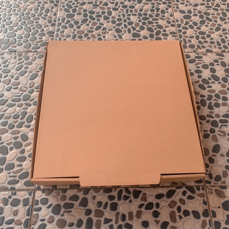 

Dus Box 35 x 35 x 8 cm Die Cut Box Pizza Kardus Jumbo Besar