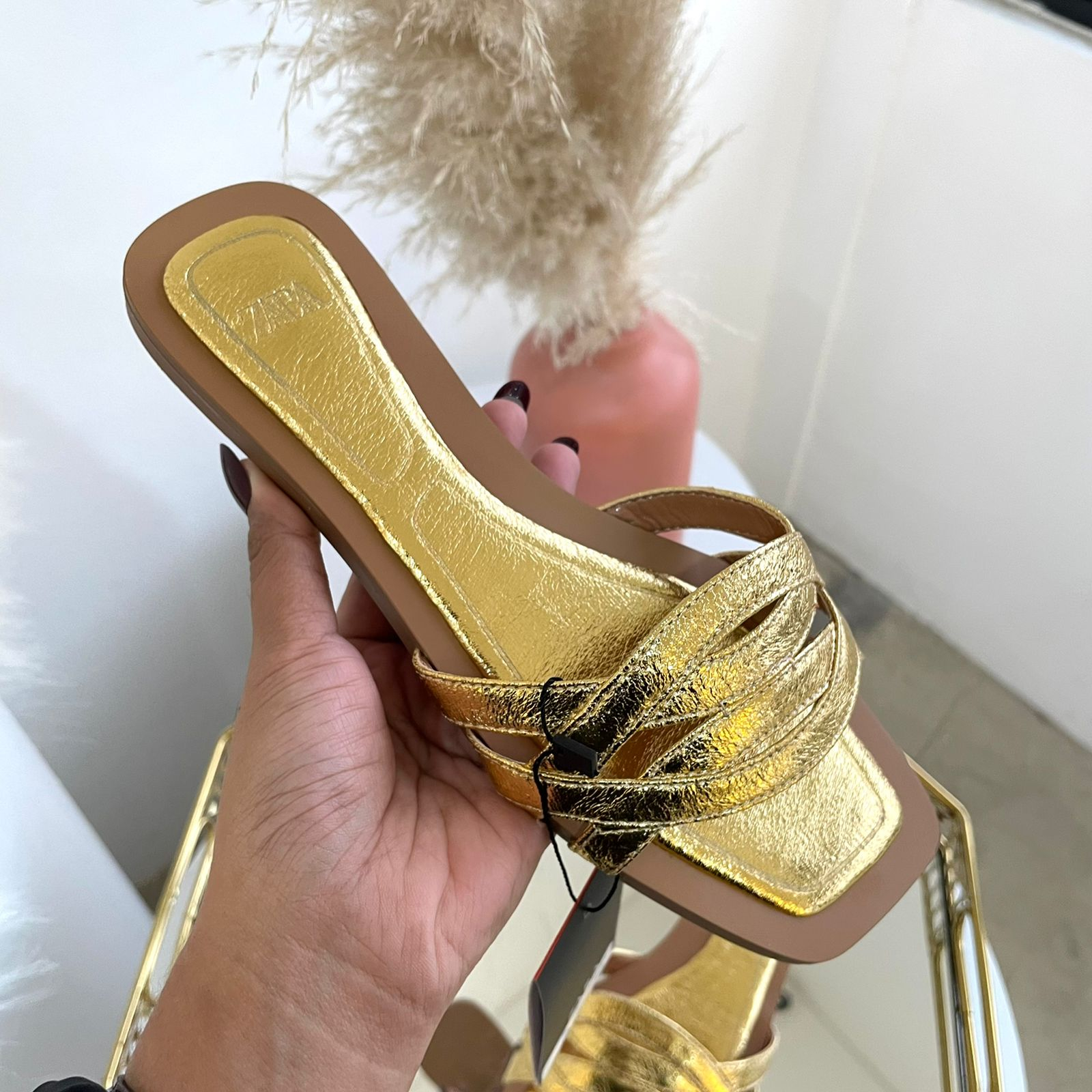 SANDAL WANITA ZS-3995 FLAT GOLD